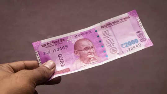 2000 rs NOte