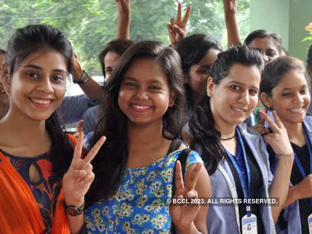 Maha board HSC Result 2023: बारावीचा निकाल जाहीर, यंदाही मुलींनीच मारली बाजी, mahresult.nic.in वर पाहा निकाल