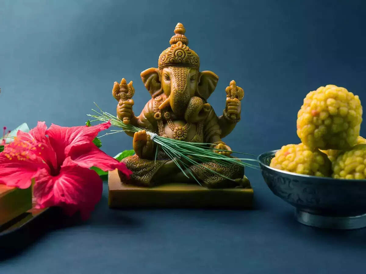 know the health benefits of durva used for ganpati bappa.